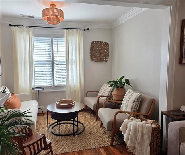 Photo - 2076 Anderson Dr SE