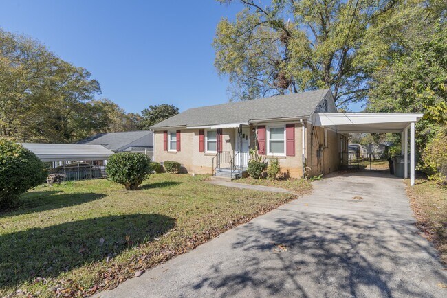 Photo - 1024 Houston St