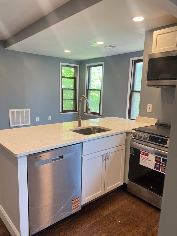 Building Photo - 809 N Harrison St Rental
