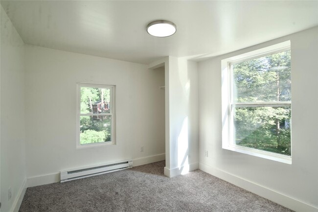 Building Photo - 120 Main St Unit 2 Rental