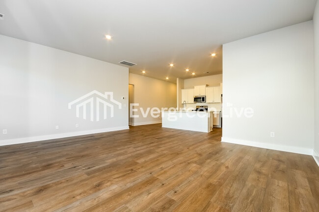 Photo - 134 Bloomsbury St