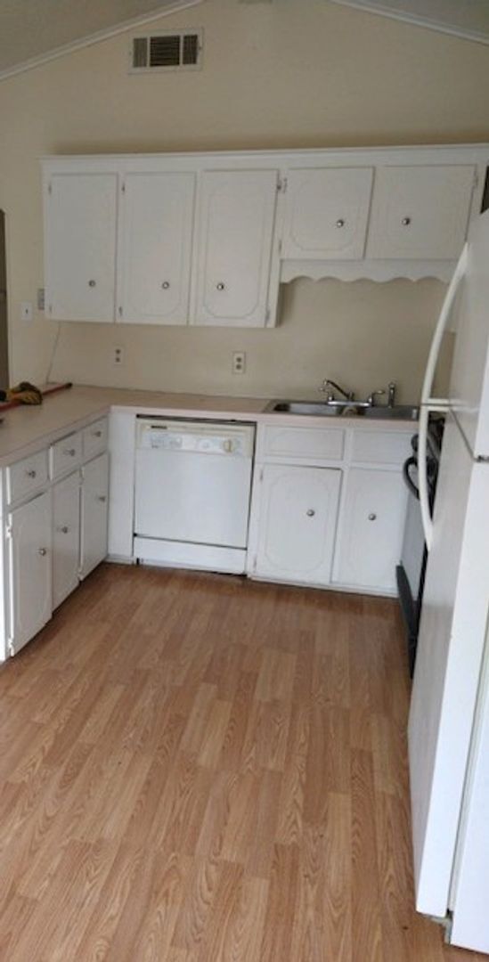 Photo - 3 bedroom Central air and heat home sherwood