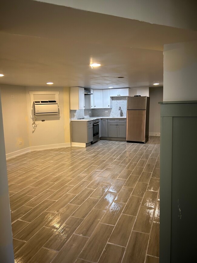 Photo - 4912 N Mason Ave