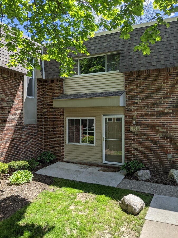 Photo - 535 Longshore Dr Condo Unit B
