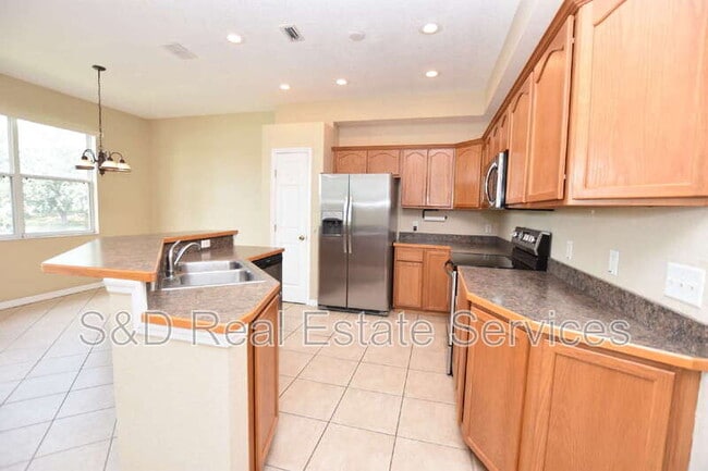 Photo - 2010 Hatteras Point