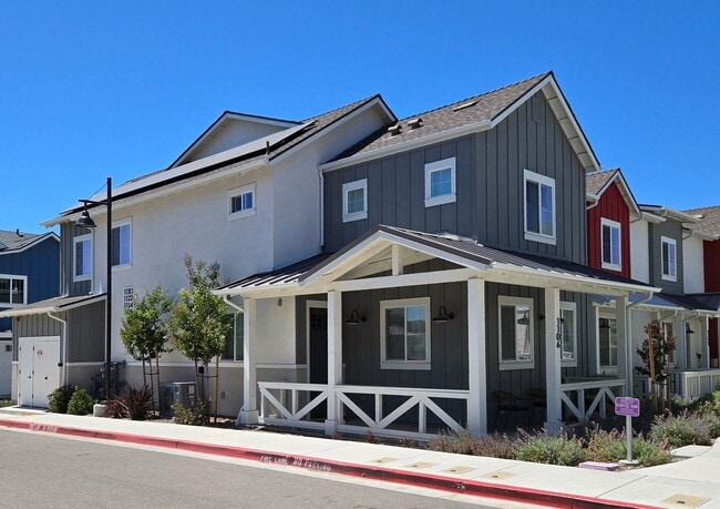 Building Photo - Righetti Ranch Townhouse