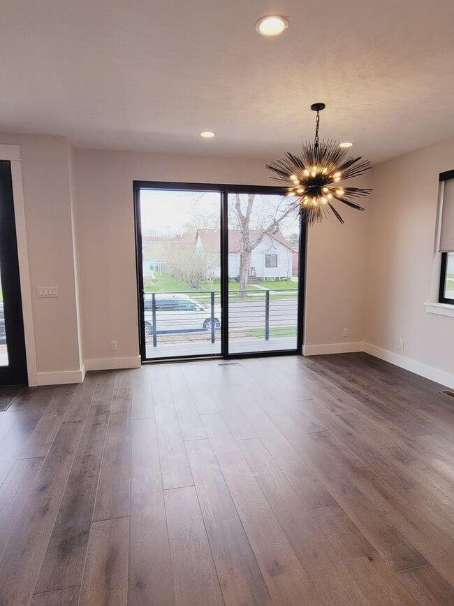 Photo - Luxury Downtown Townhome