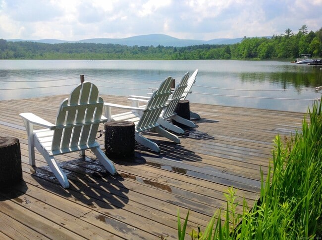 Photo - 310 Twin Lakes Rd