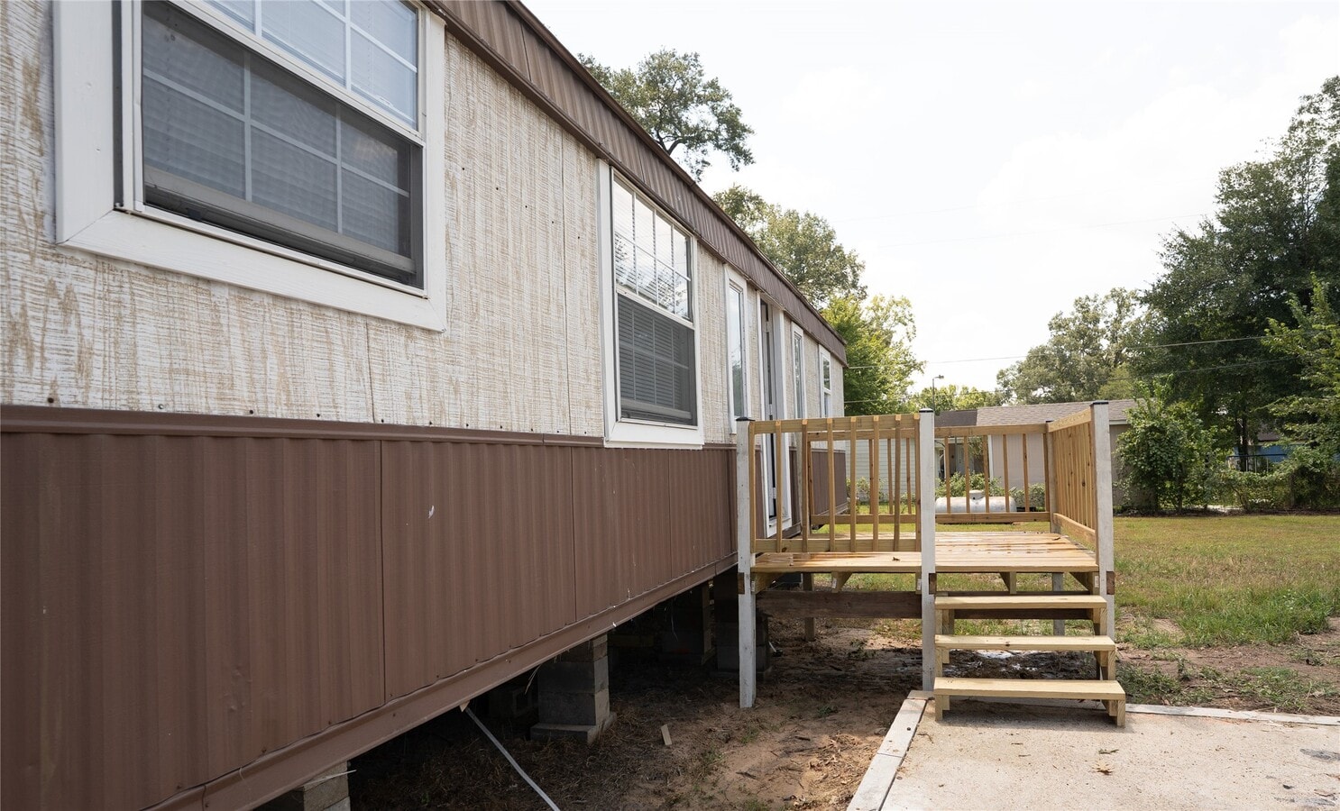 Photo - 21288 North St