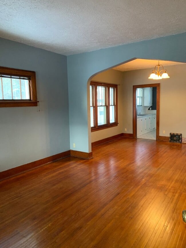 Photo - House- NE