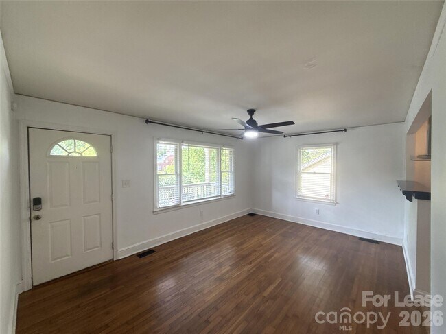 Photo - 526 W Kingston Ave