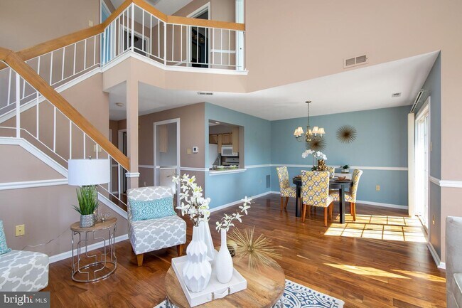 Photo - 251 Sequoia Dr