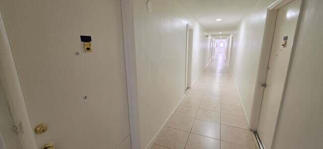 Photo - 16701 NE 14th Ave