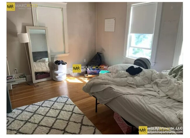 Photo - 243 Northampton St Unit 3