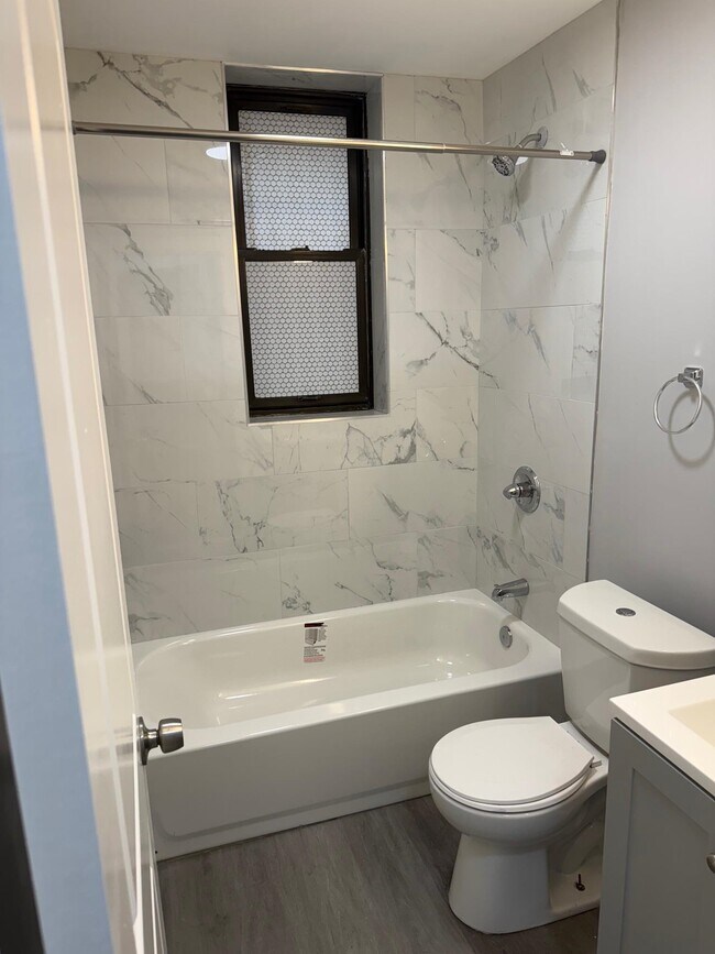 Photo - 304 60th St Unit 4