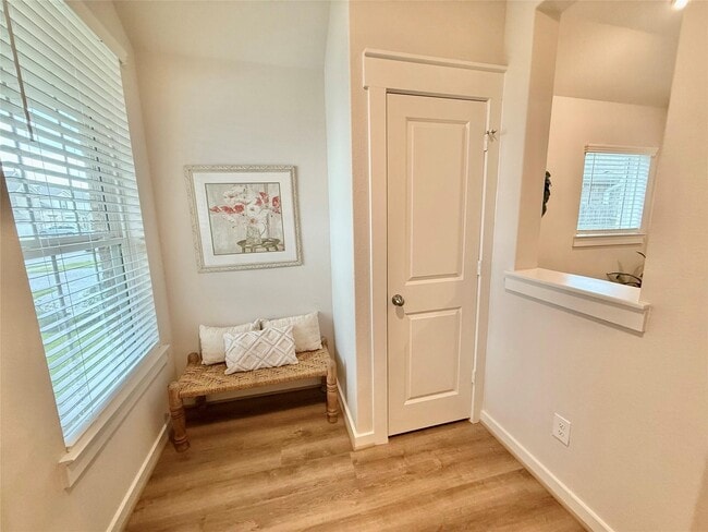 Photo - 7534 Coral Ter Dr