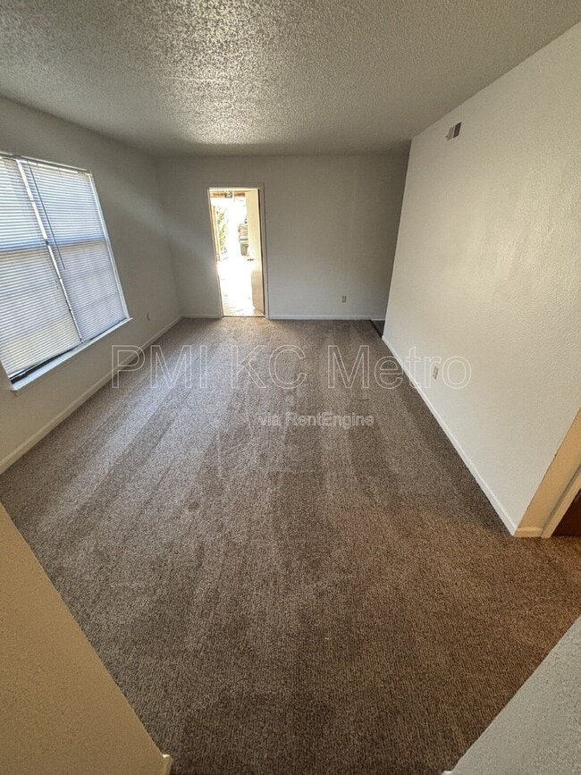 Photo - 1008 NE Lindsay Ave Unidad D