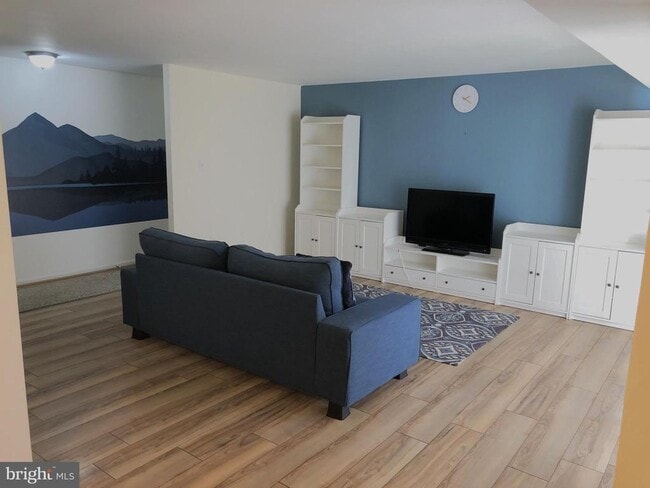 Photo - 884 Quince Orchard Blvd Unit T2