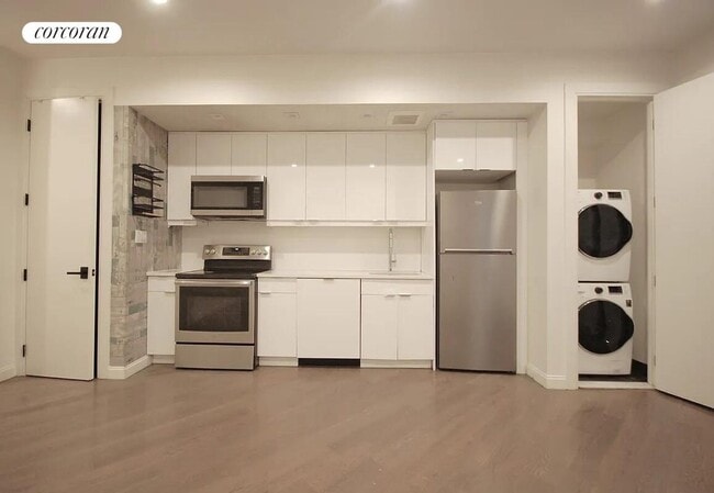 Photo - 1321 Union St