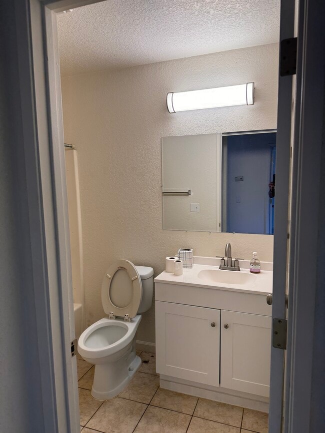 Photo - 203 Lualan Ln