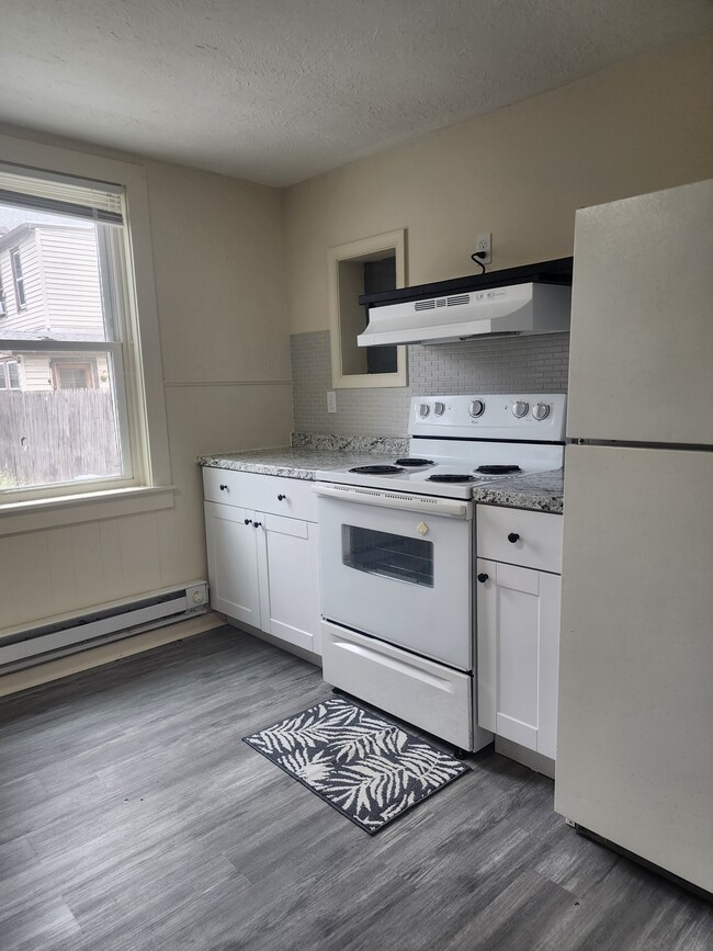 Photo - 2213 Lehman St