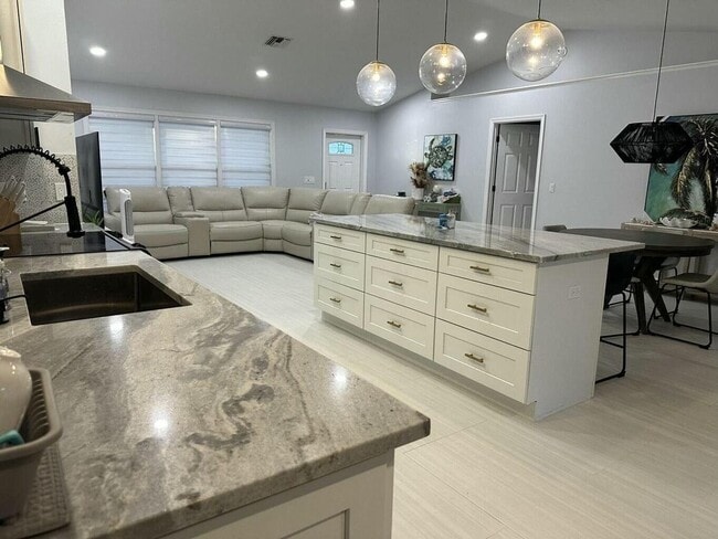 Photo - 10714 Ranchipur St