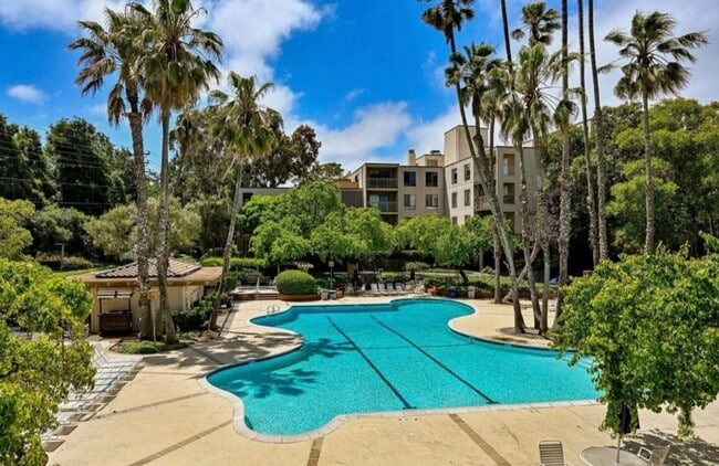 Building Photo - Spacious Upgraded Condo in The Keys – Waln... Unit 303