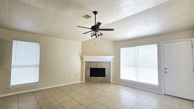 Photo - 5922 Whitwell Dr