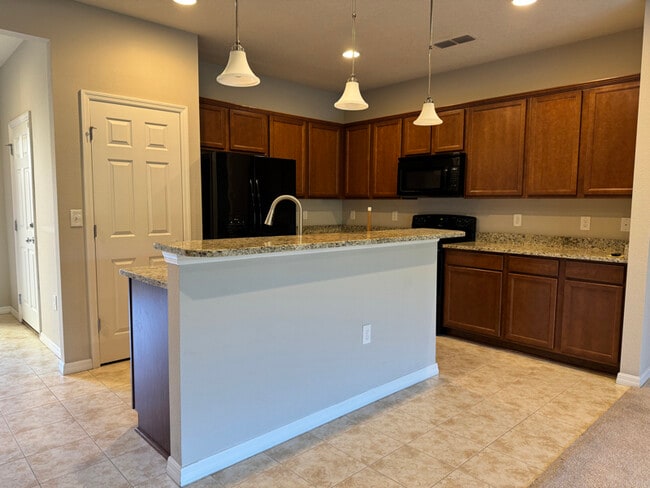 Photo - 6977 Heatherton Ct