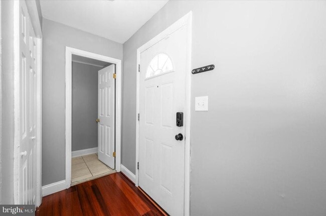 Building Photo - 6309 Arwen Ct