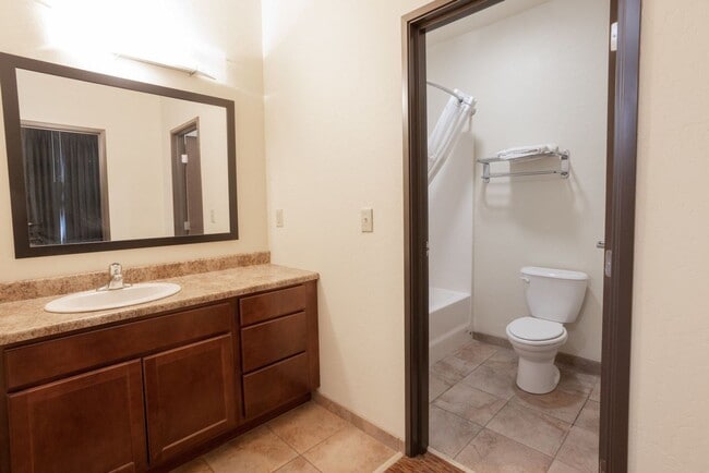 Photo - Bakken Lodge, LLC