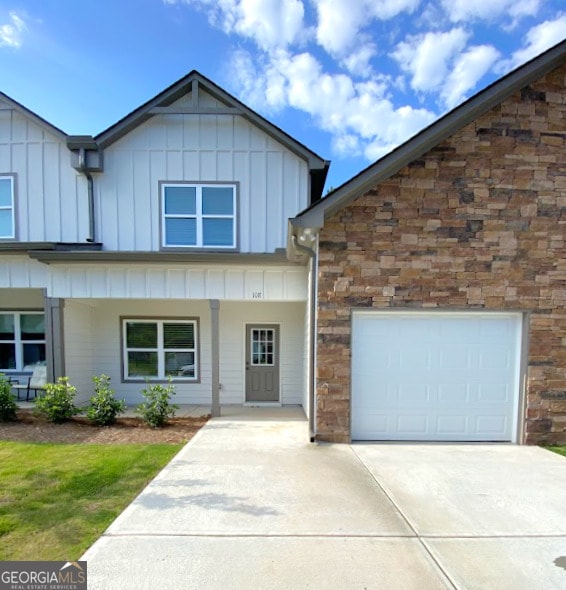 Photo - 108 Crestpoint Rd House