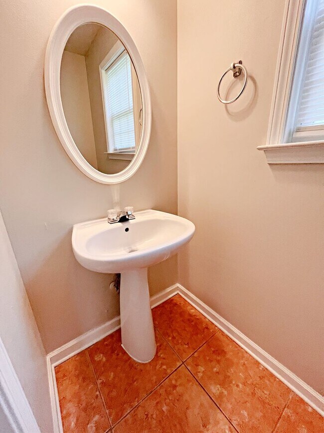 Photo - Charming 3 Bedroom Home