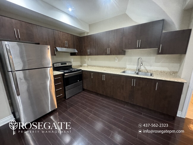 Building Photo - Pet-Friendly 1 Bedroom + Den Corner Condo with Parking & Locker – North York Unit 2