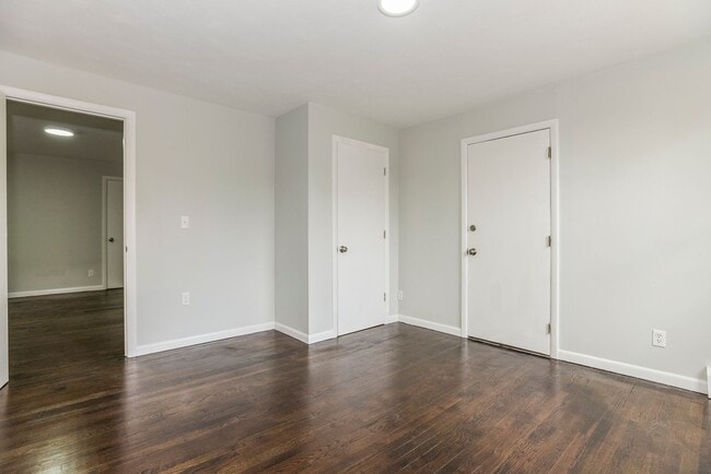 Photo - 140 Nash St Unit 1