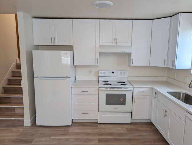 Photo - 4 Bedroom 1.5 Bath Twin-Home