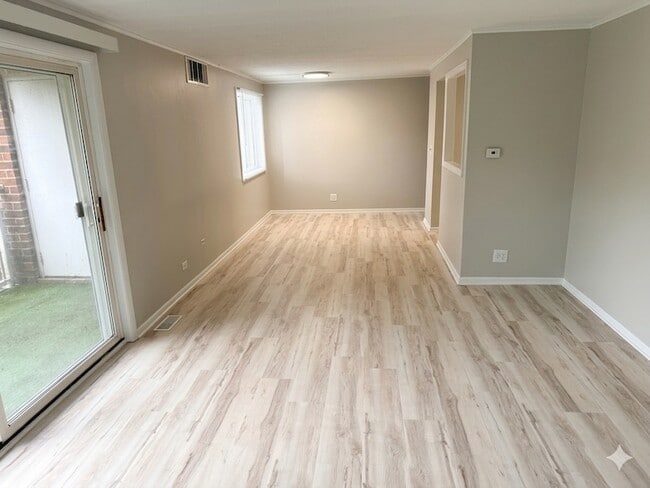 Photo - 1104 Mercury Dr Unit 151B