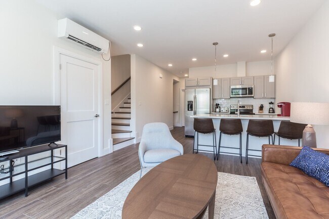 Photo - 133 Marcella St