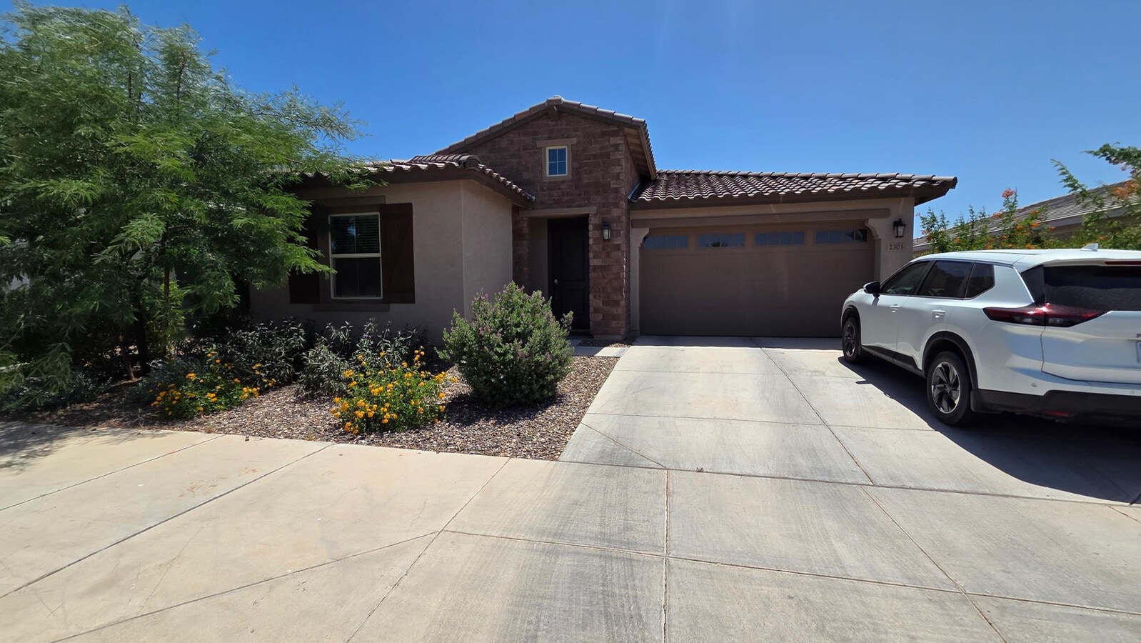 Photo - 2303 E Citadel Dr