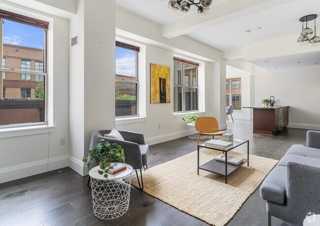 Building Photo - 35 Fay St Unit 401 Rental