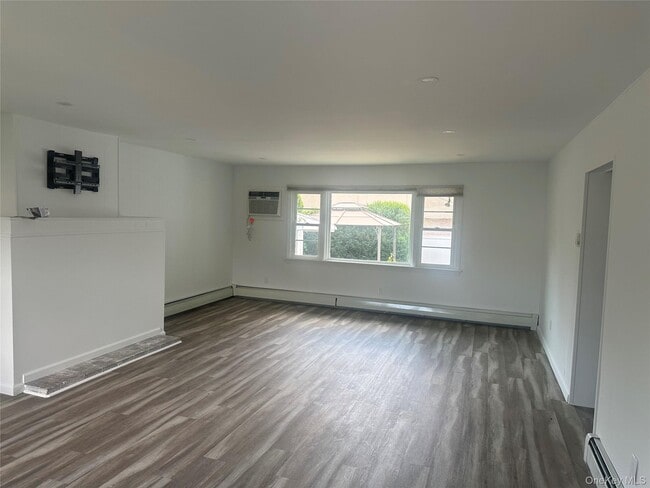 Photo - 168 Lenox Ave