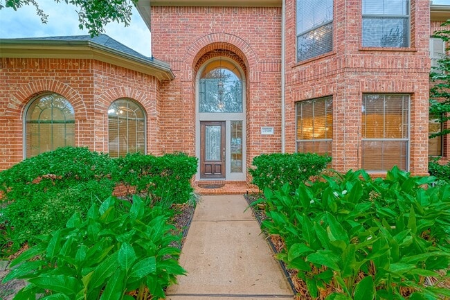 Photo - 22518 Silvermist Ln