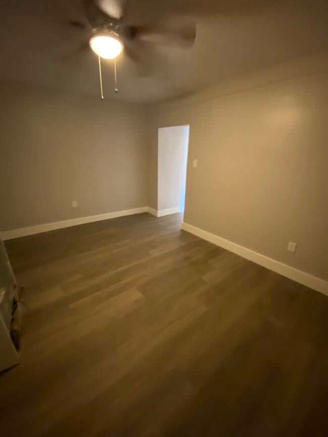 206 S 3rd Ave