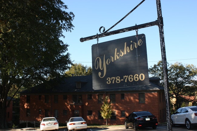 Photo - Yorkshire Apartments