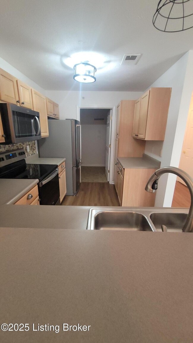 Photo - 6403 Shelton Circle Unit 104