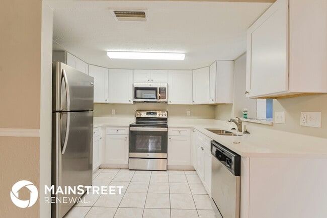 Photo - 2426 Pinehurst St