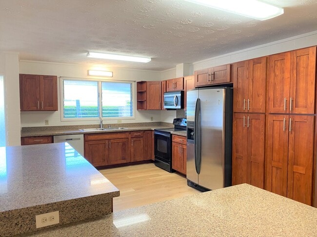Photo - 2702 E Manoa Rd