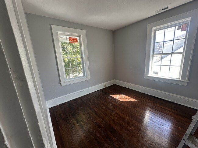Photo - HANOVER DUPLEX Unit B