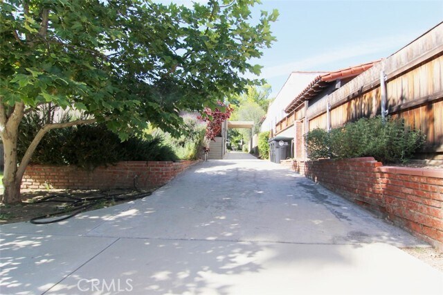 Photo - 244 Spencer St