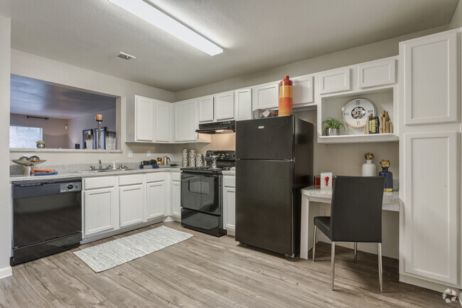 Interior Photo - The Greens of Hickory Trails Rental